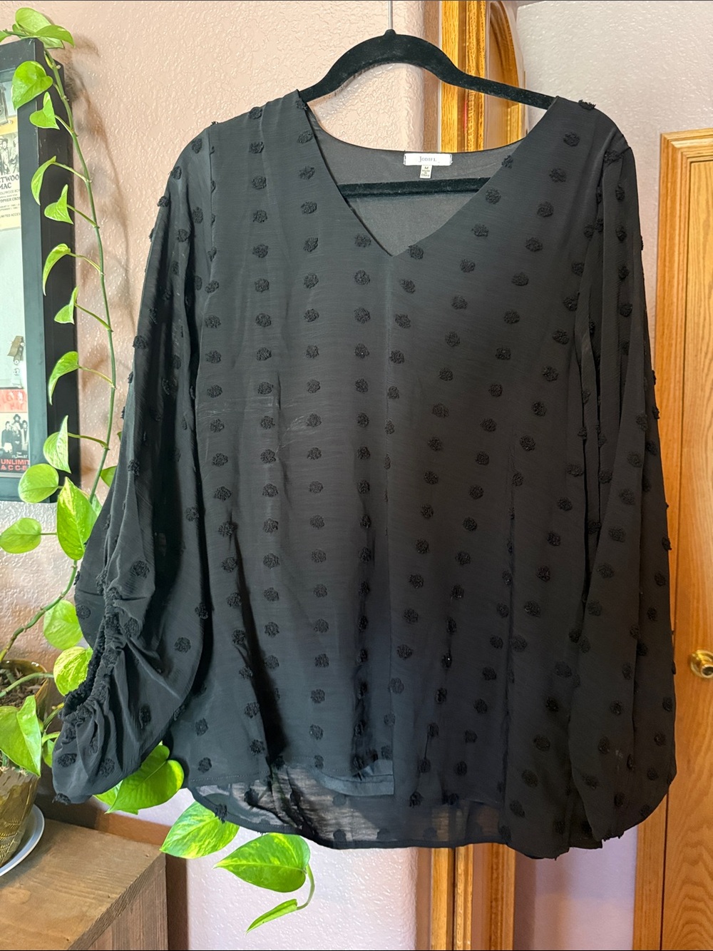 JODIFL Black V-Neck Textured Dot Blouse